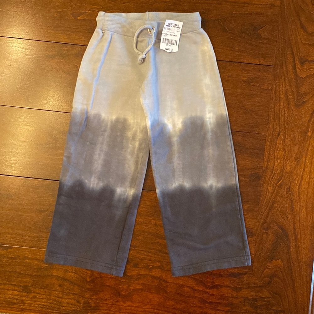 New with tags Toddler Ombré Zinnias Sweatpants size 2T